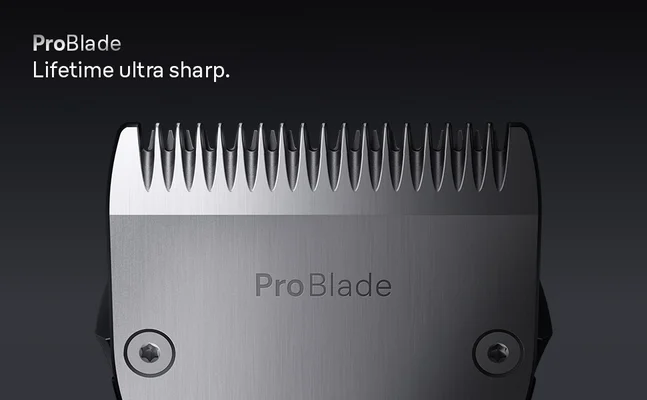 Close-up of full metal ProBlade of the Braun Series 7 Beard Trimmer