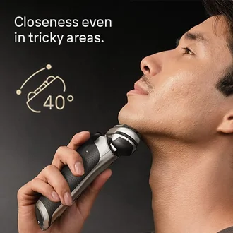 Man shaving area underneath chin with Braun Series 9 PRO+. Closeness even in tricky areas.